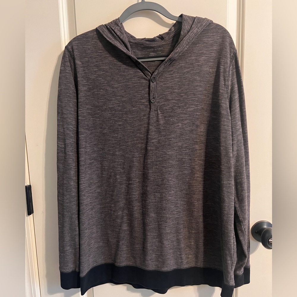 Banana Republic Men’s Long Sleeve Shirt